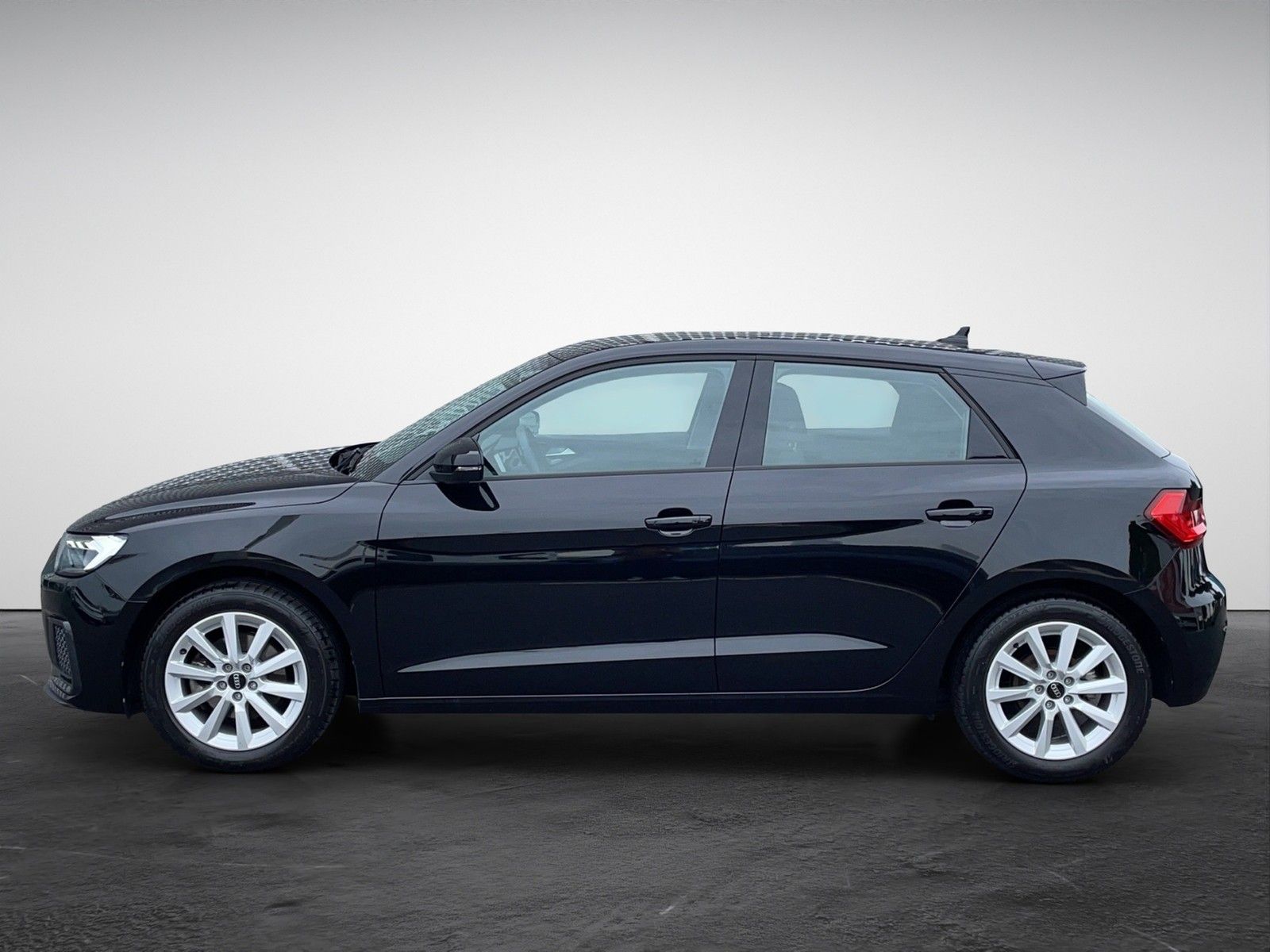 Audi A1 Sportback 30 TFSI S tronic - Samsaru's Car Outlet