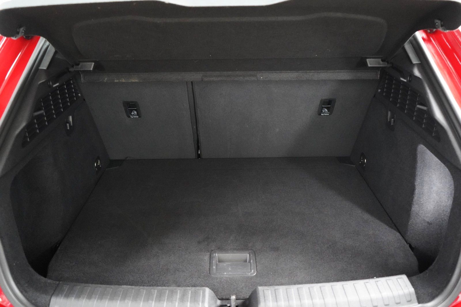 Audi A3 Spbg 30 TFSI Advanced - Samsaru's Car Outlet