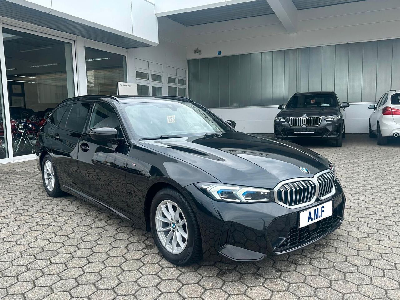 BMW 320d Touring Msport - Samsaru's Car Outlet