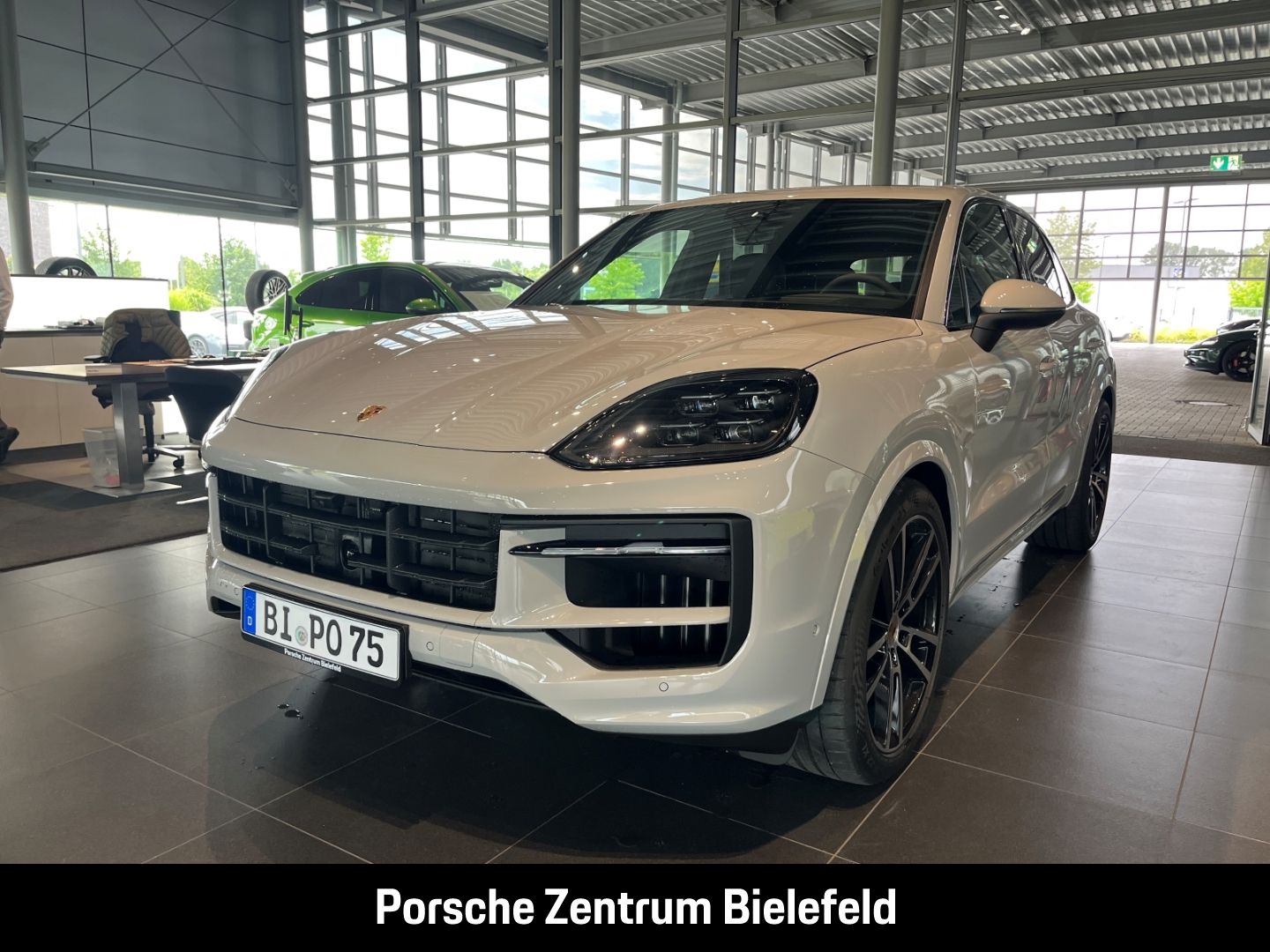 Porsche Cayenne BOSE Sportabgasanlage Panoramadach LED