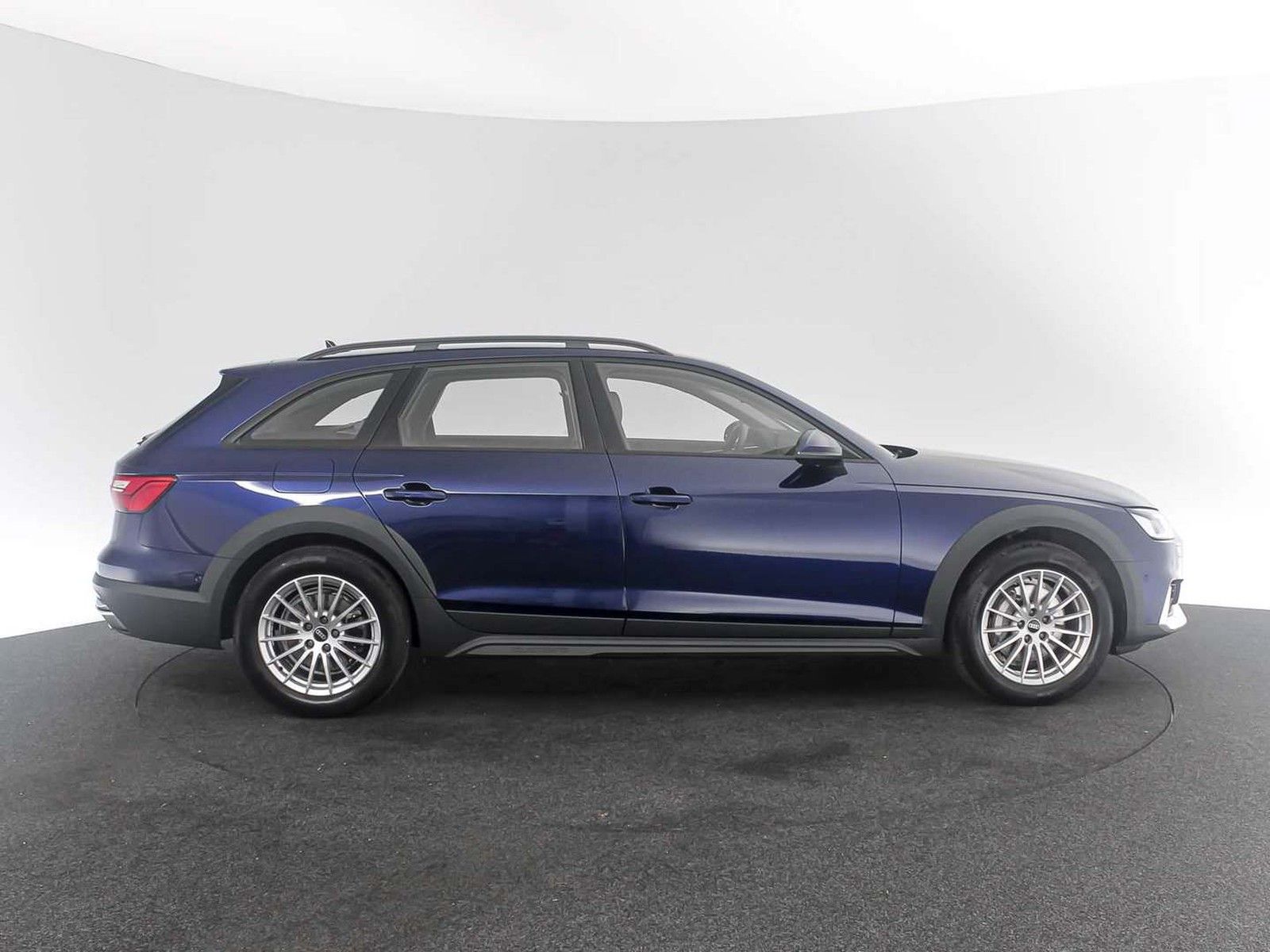 Audi A4 Allroad quattro 40 TDI NAVI/LED/LEDER/AHK/VIR