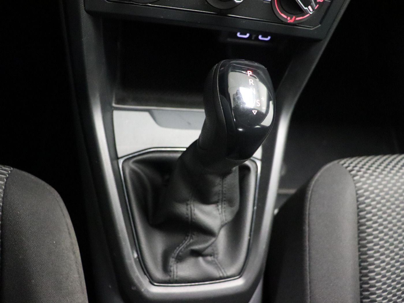 Volkswagen T-Cross 1.0 TSI DSG - Samsaru's Car Outlet