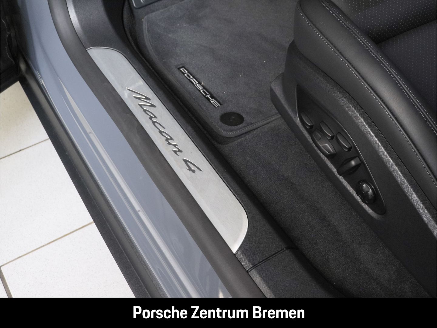 Porsche Macan Electric 4 Bose Matrix LED Panorama 22 Zol