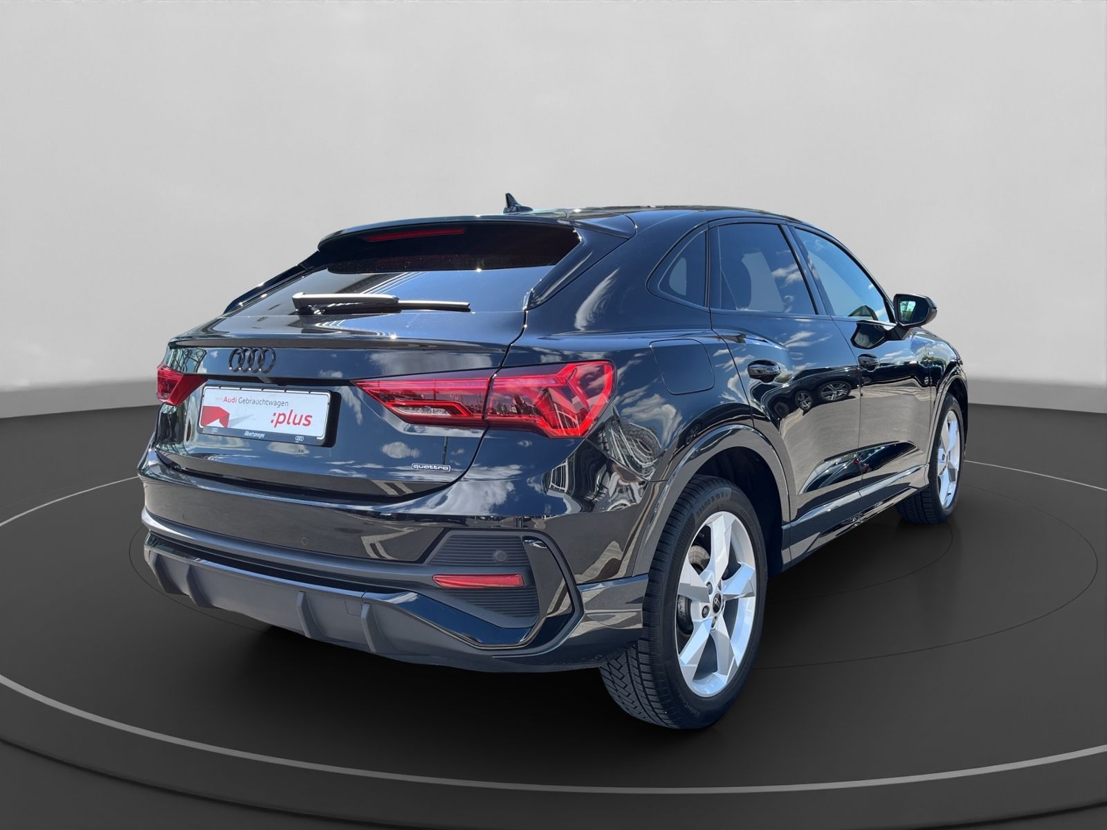 Audi Q3 Sportback 40 TFSI quattro S line - Samsaru's Car Outlet