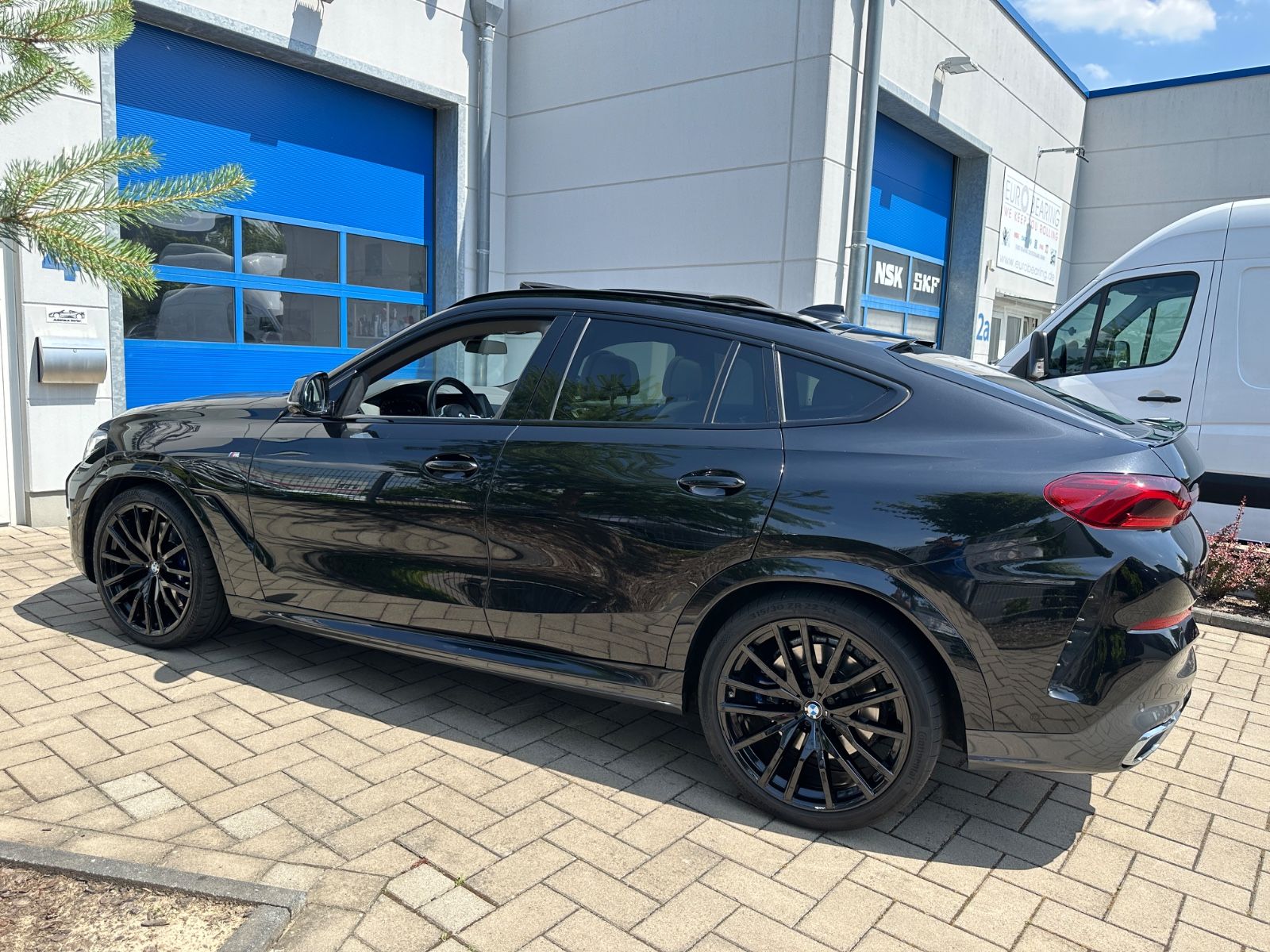 BMW X6 xDrive30d M Sport - Samsaru's Car Outlet