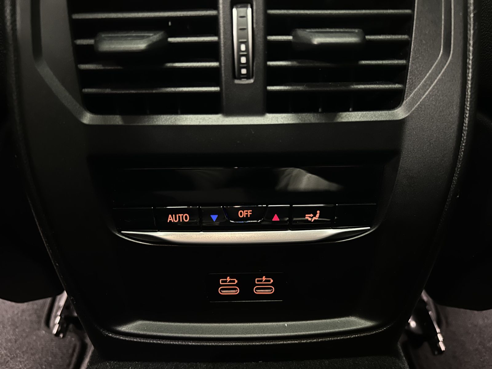 BMW 320d Touring M Sportpaket - Samsaru's Car Outlet