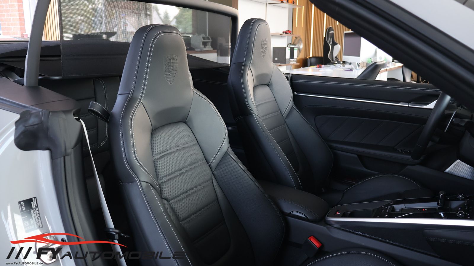 Porsche 992 Turbo S Cabriolet Lift* Keramik* Garantie*
