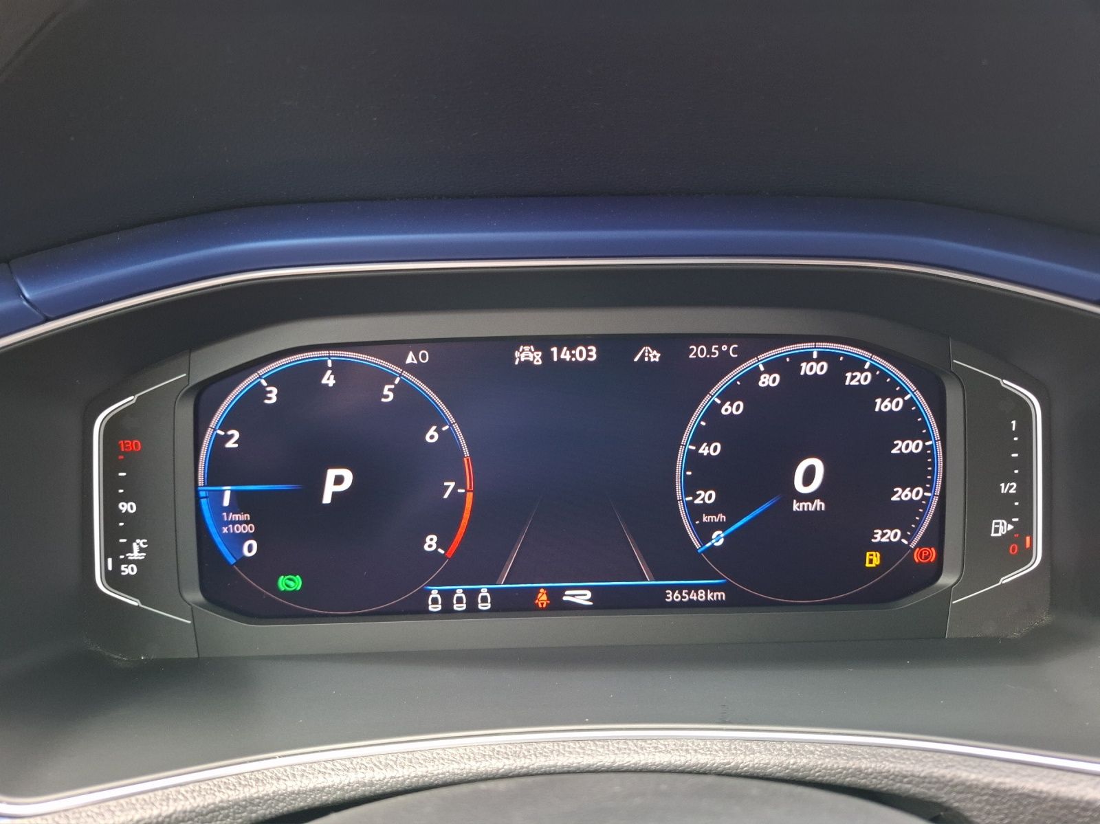 Volkswagen T-Roc R DSG 4M - Samsaru's Car Outlet