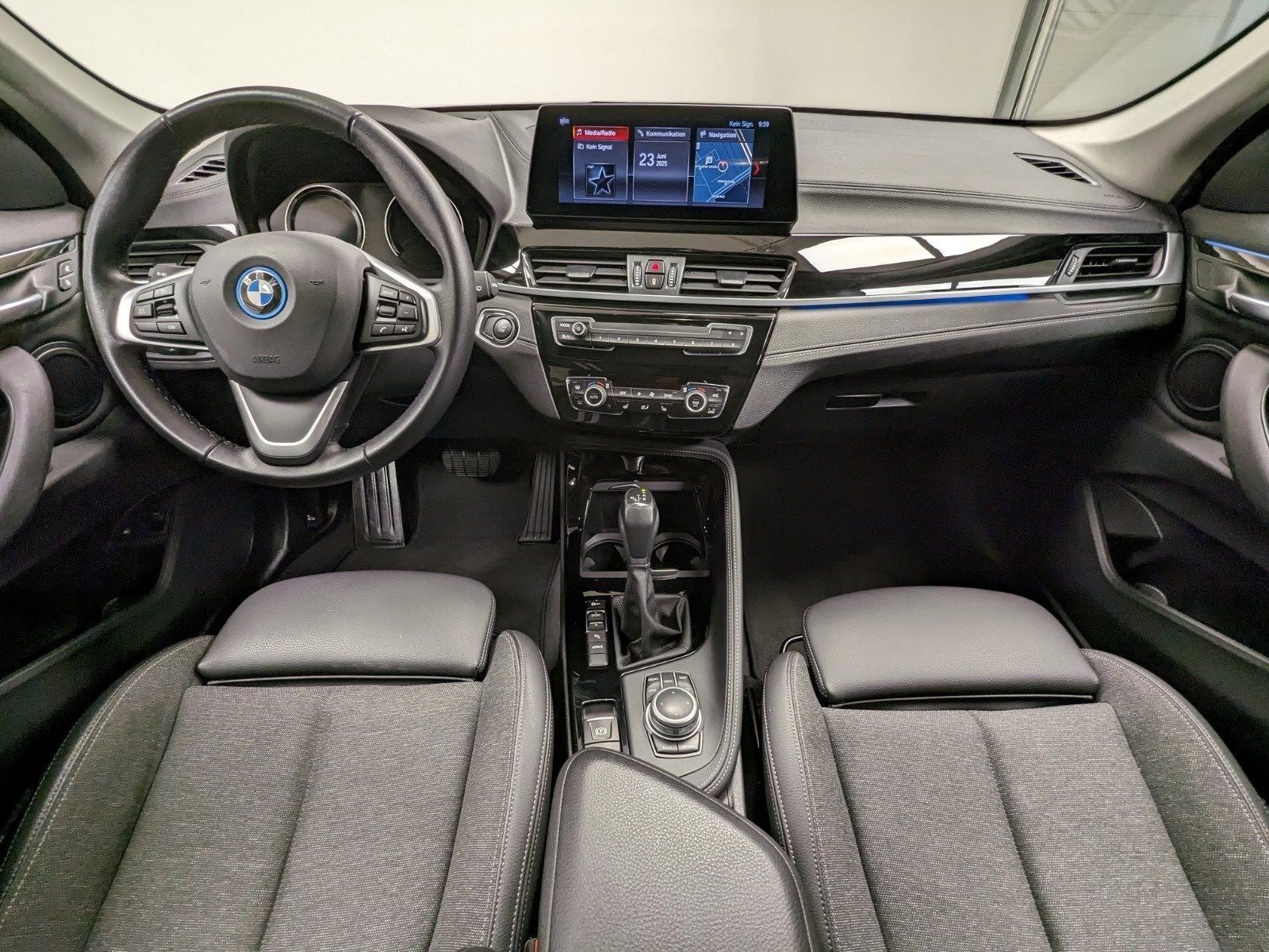 BMW X1 xDrive25e Sport Line - Samsaru's Car Outlet