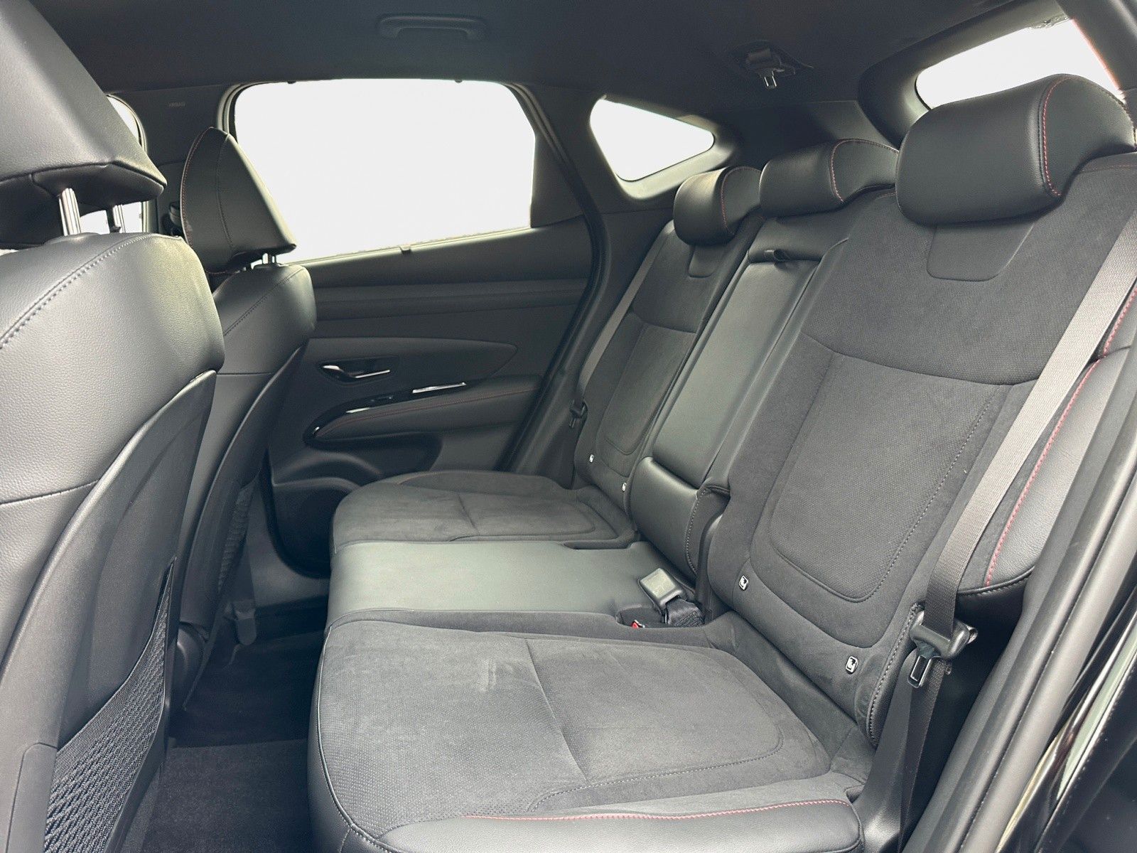 Hyundai TUCSON N Line Hybrid 2WD - Samsaru's Car Outlet
