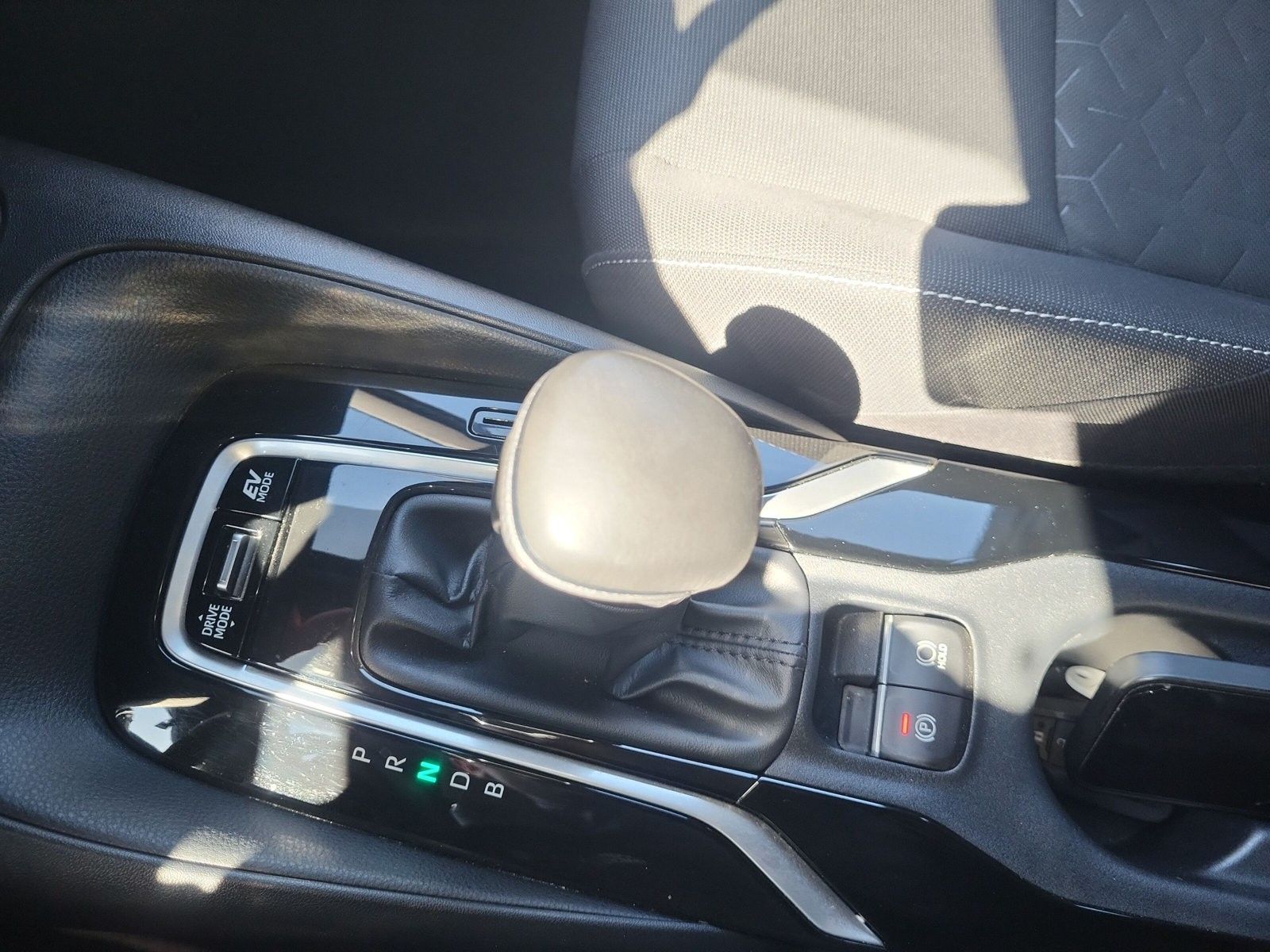 Toyota Corolla 1.8 Hybrid Business - Samsaru's Car Outlet