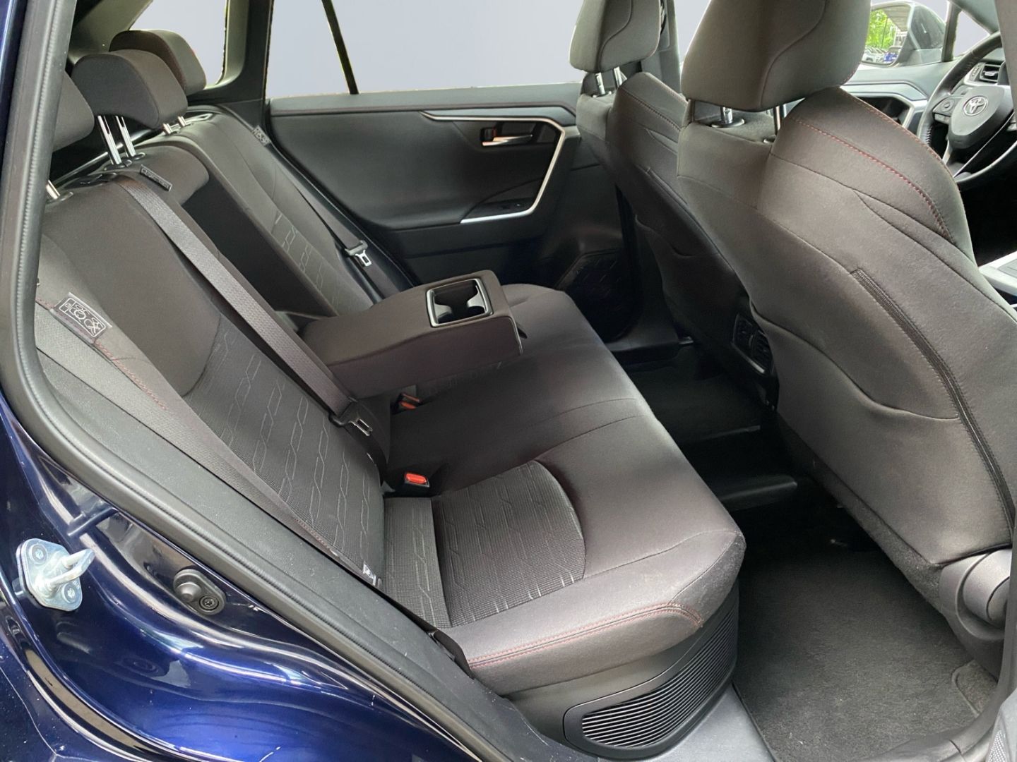 Toyota RAV 4 Plug-in Hybrid - Samsaru's Car Outlet
