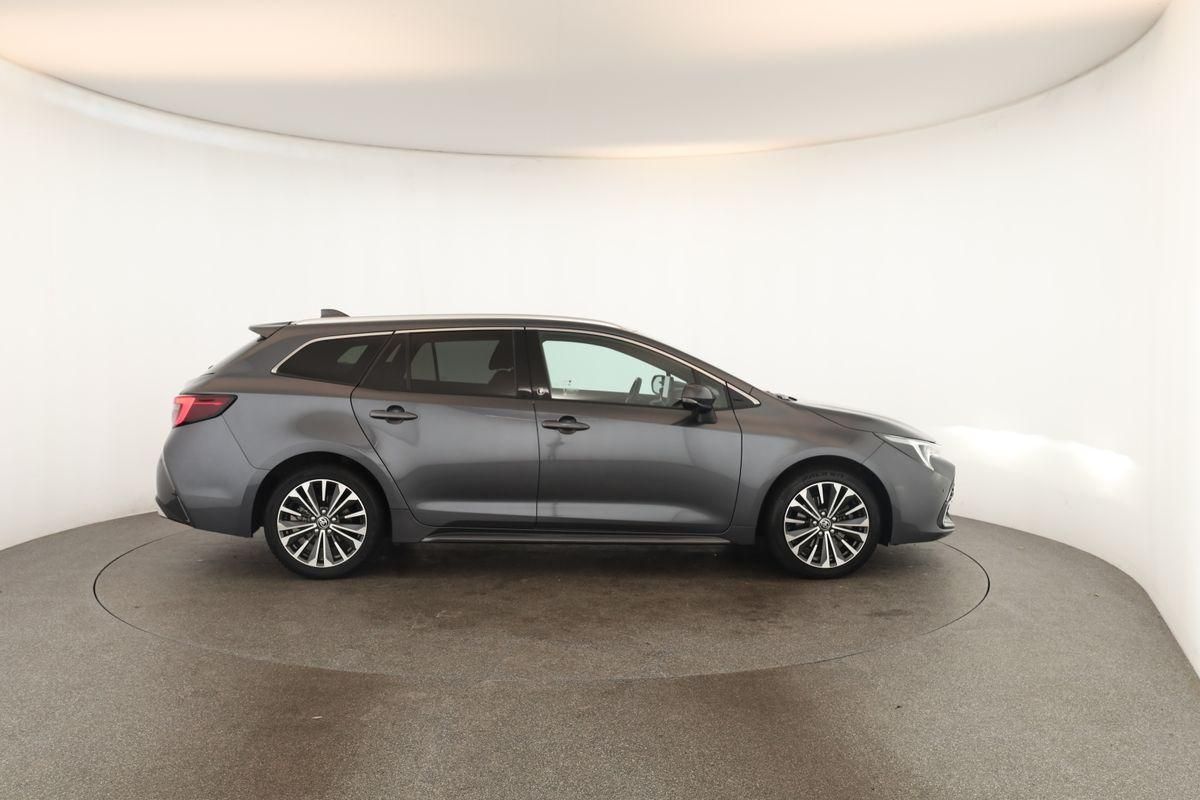 Toyota Corolla Touring Sports 2.0 CVT Team D Navi Kam