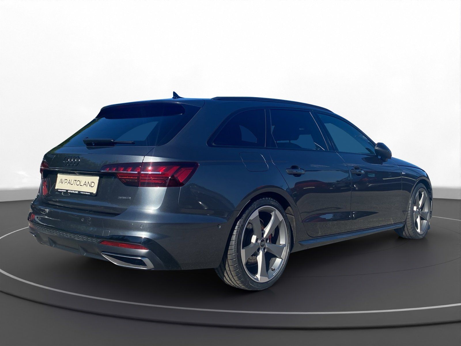 Audi A4 Avant 40 TFSI quattro S tronic S line | AHK