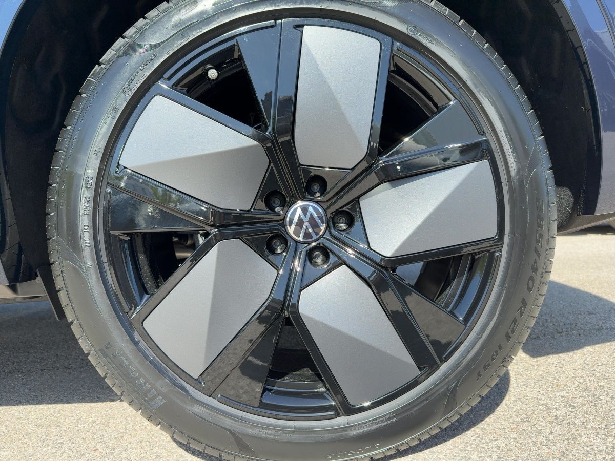 Volkswagen Touareg R-Line FINAL EDITION V6 3.0 TDI 4M 210kW