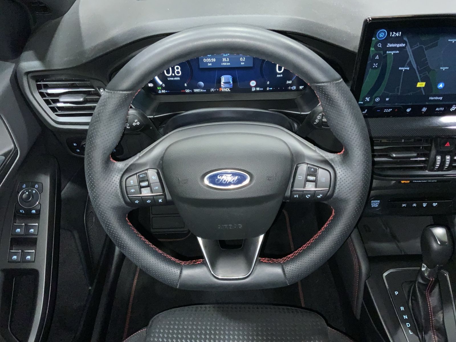 Ford Focus ST-Line X Turnier Aut.*AHK*ACC*HUD*KAM*NAV