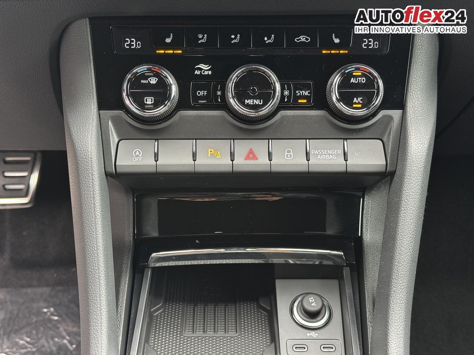 Skoda Karoq 1,5 TSI DSG Sportline 2ZKlimaautomatik ...