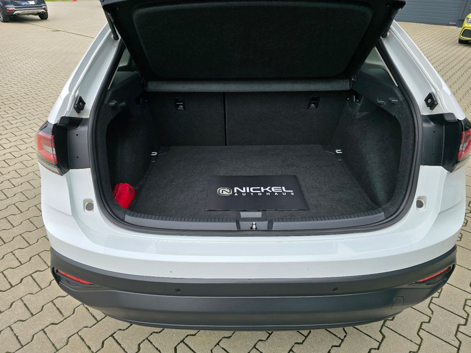 Volkswagen Taigo 1.0TSI DSG Life - Samsaru's Car Outlet