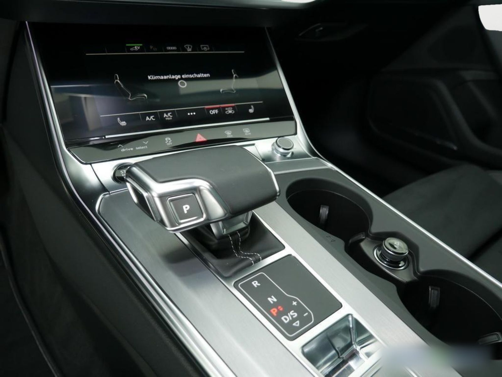Audi A6 Avant S line 50 TFSI e quattro S tronic - Samsaru's Car Outlet