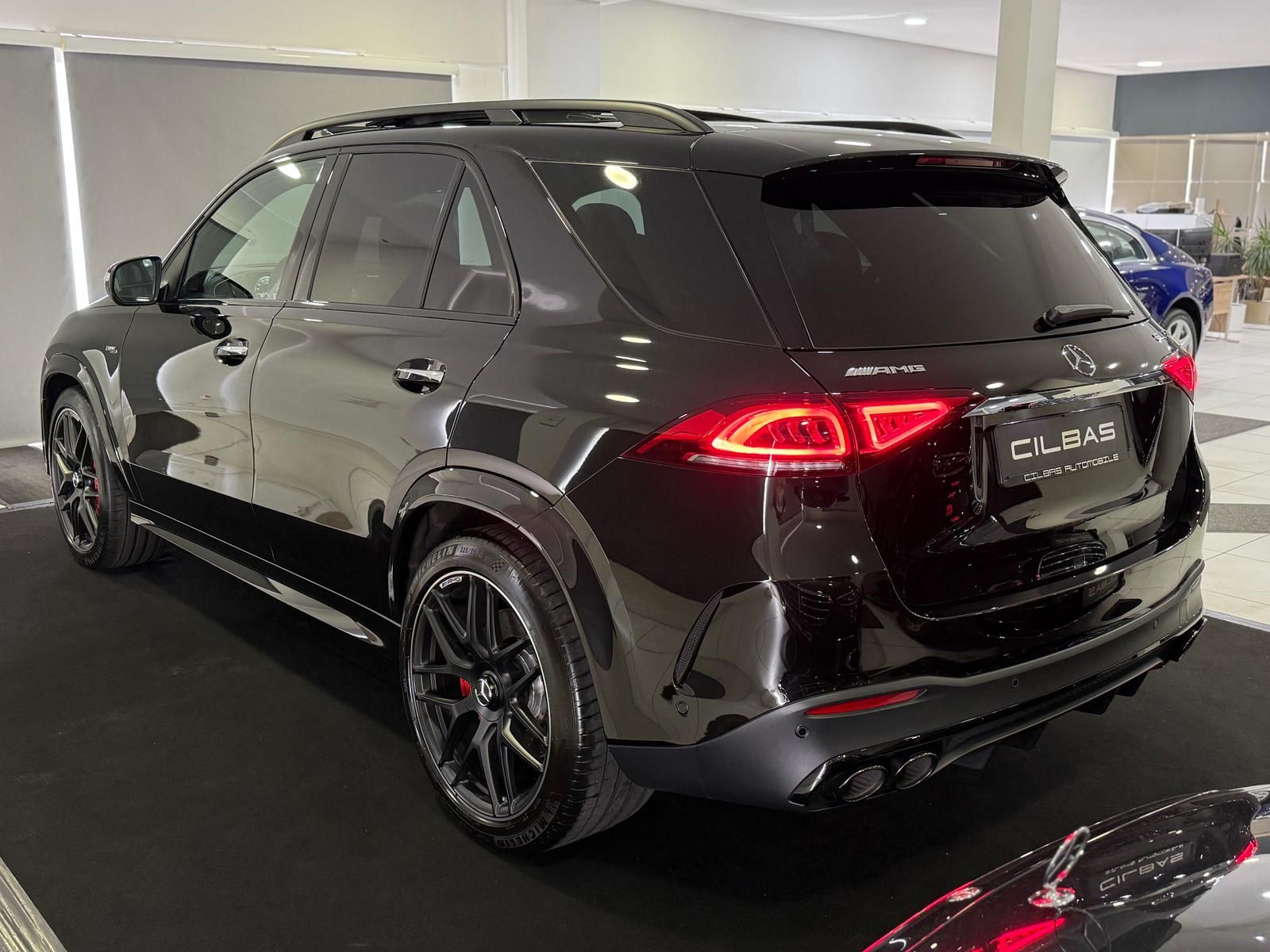 Mercedes-Benz GLE 53 AMG 4Matic+*PANO*HUD*CARBON*DISTR*360KAM*