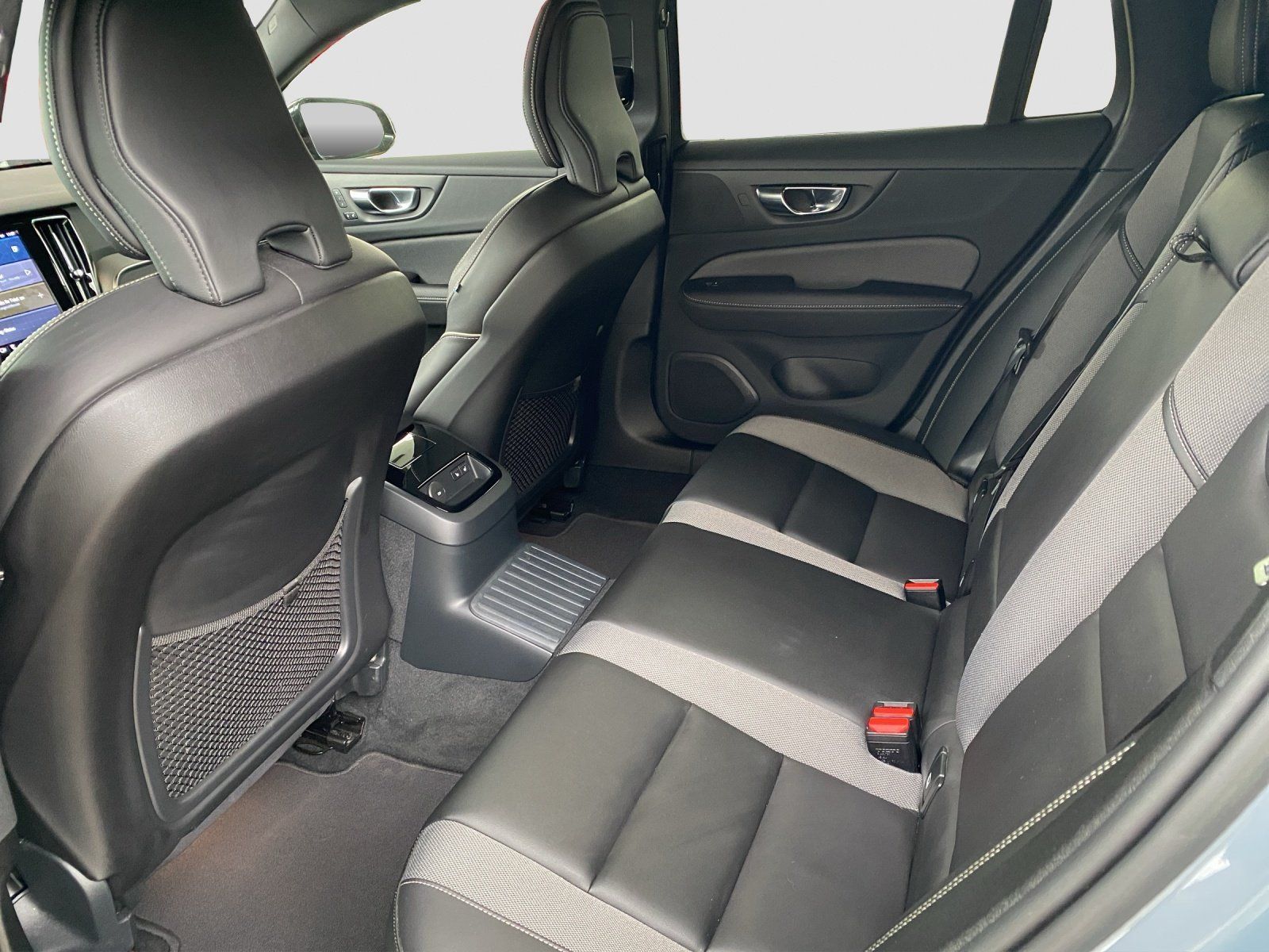 Volvo V60 Kombi T8 Twin Engine (E6d) Plus Dark