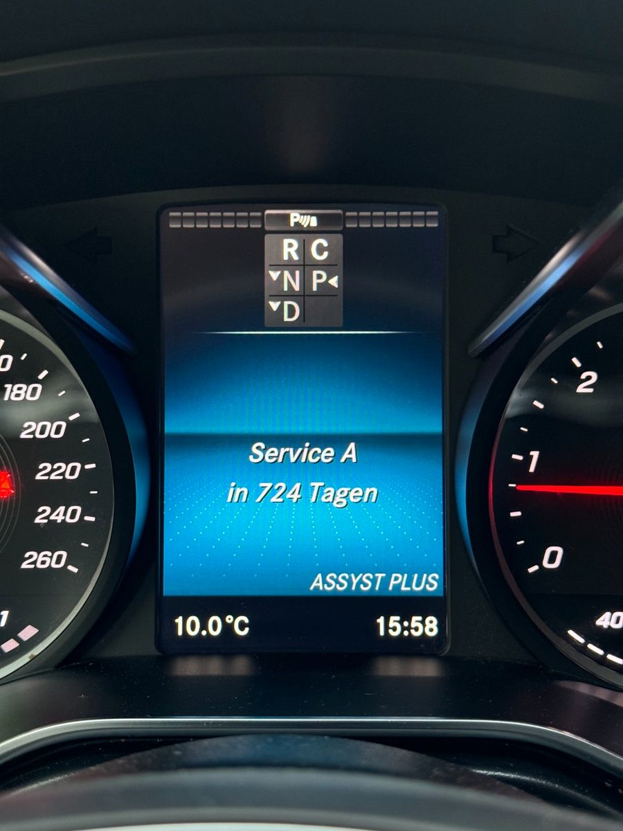 Mercedes-Benz V 300 d EDITION - Samsaru's Car Outlet