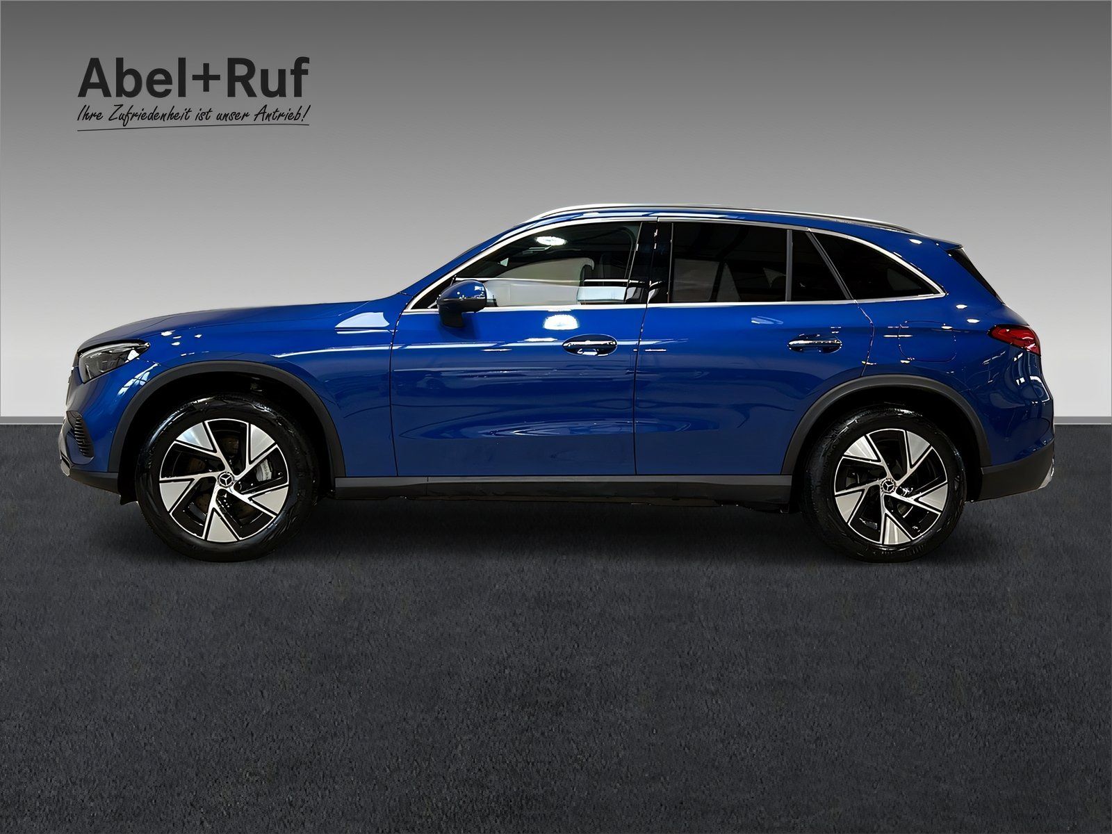 Mercedes-Benz GLC 400 e 4M Panorama+DISTR+Burmeste+AHK+Digital