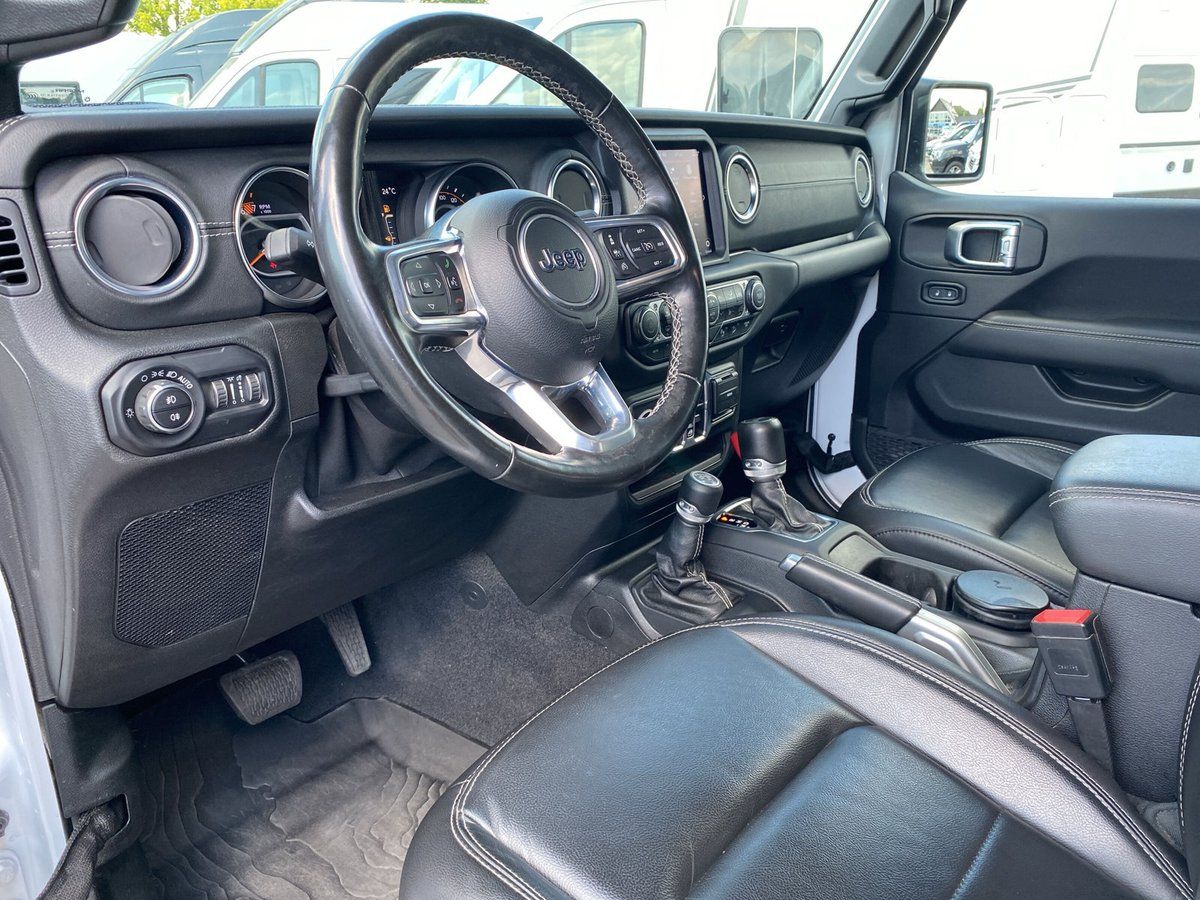 Jeep Wrangler UNLIMITED SAHARA SKY ONE KAMERA+NAVI
