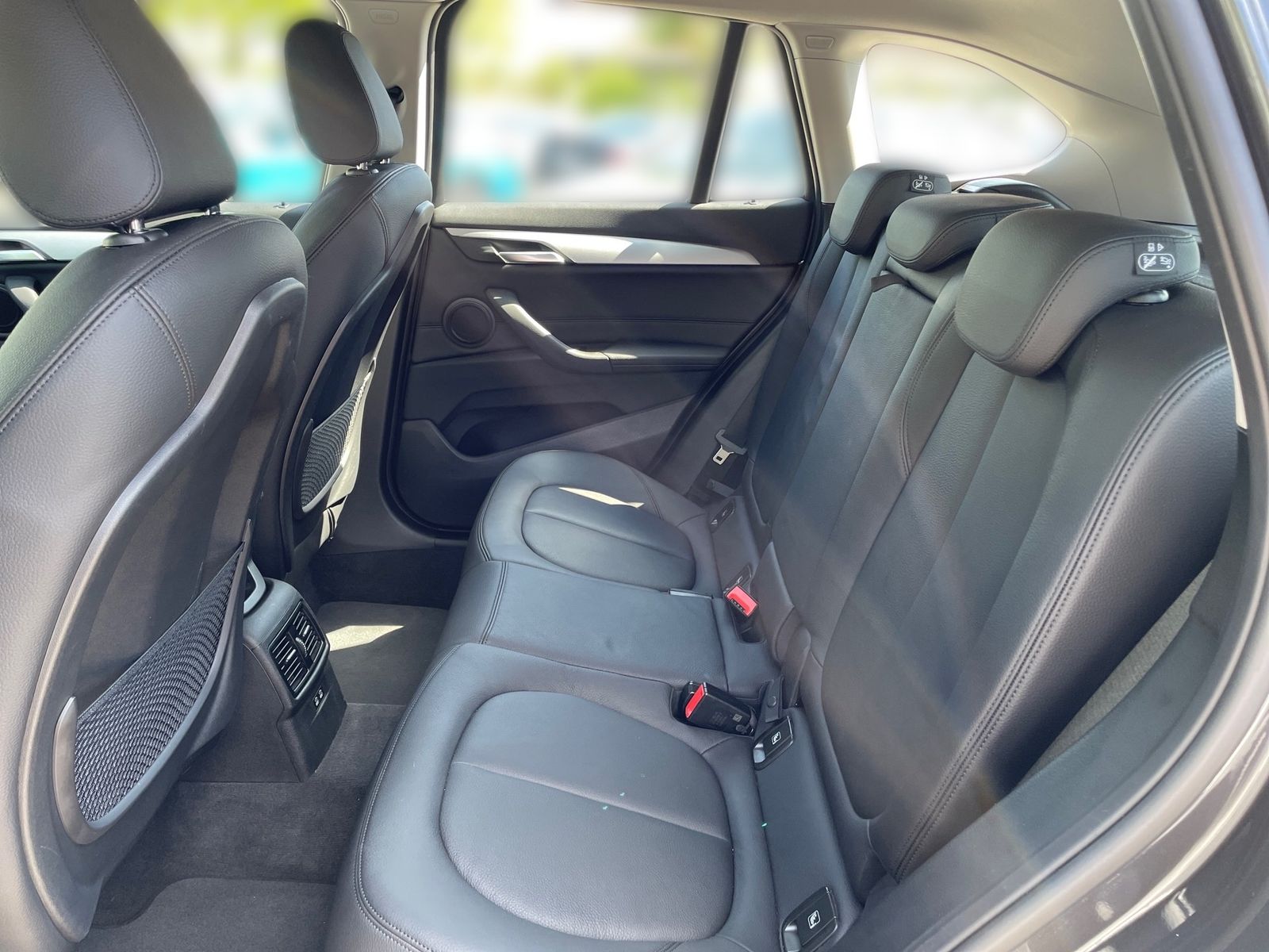 BMW X1 xDrive20d Advantage - Samsaru's Car Outlet