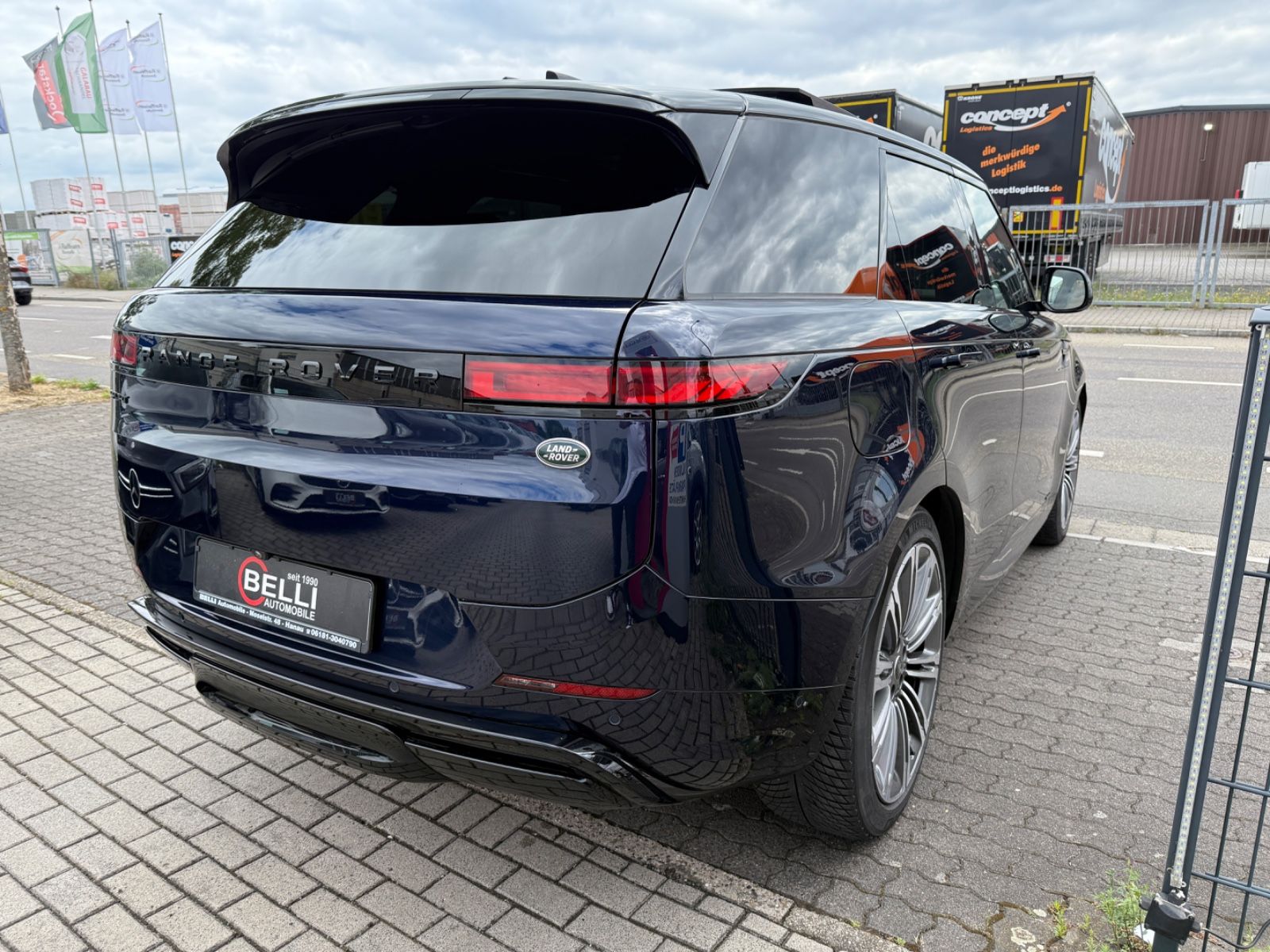 Range Rover Sport Autobiography - Samsaru's Car Outlet