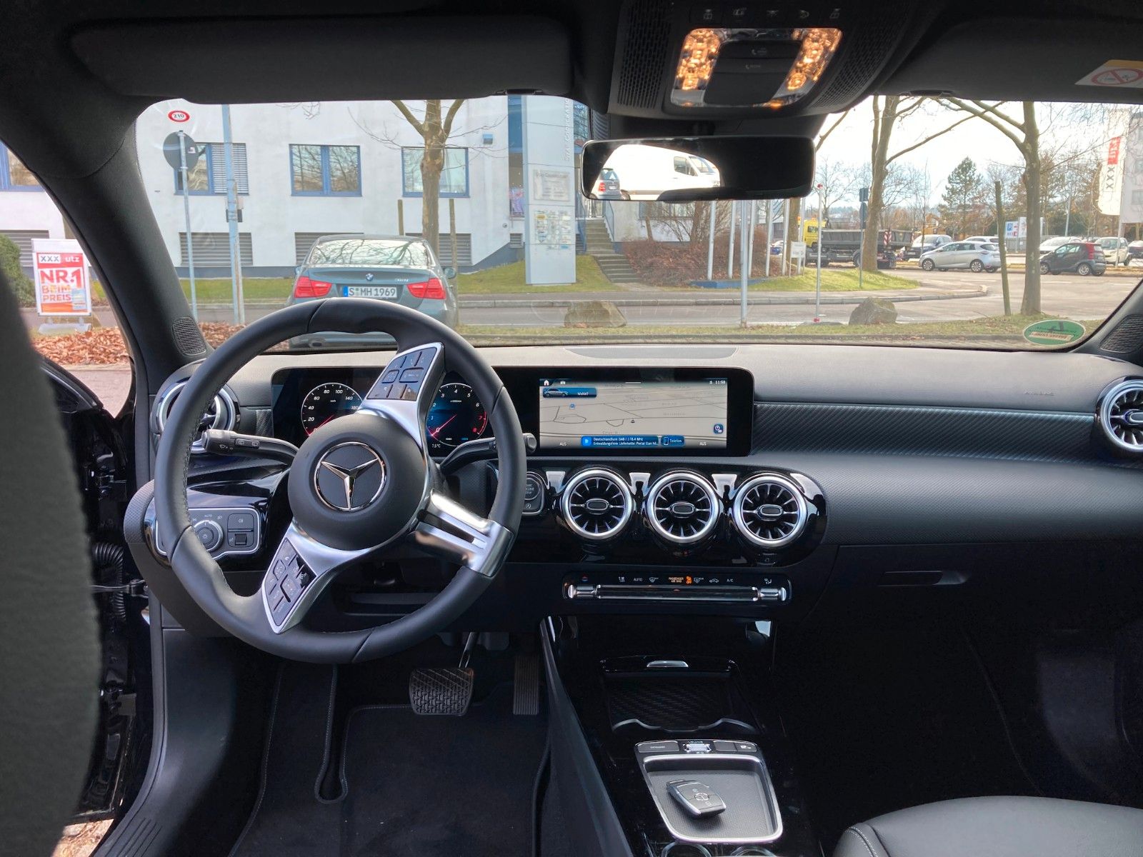 Mercedes-Benz A 180 - Samsaru's Car Outlet