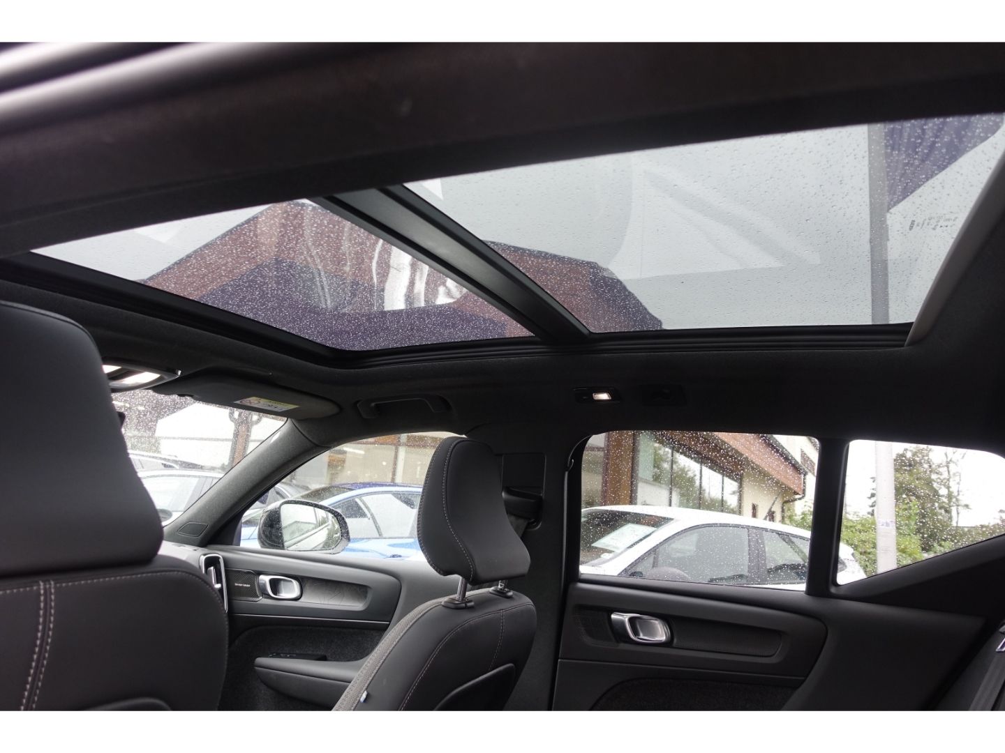 Volvo XC40 P8 Twin AWD Ultimate Recharge Pure Electric