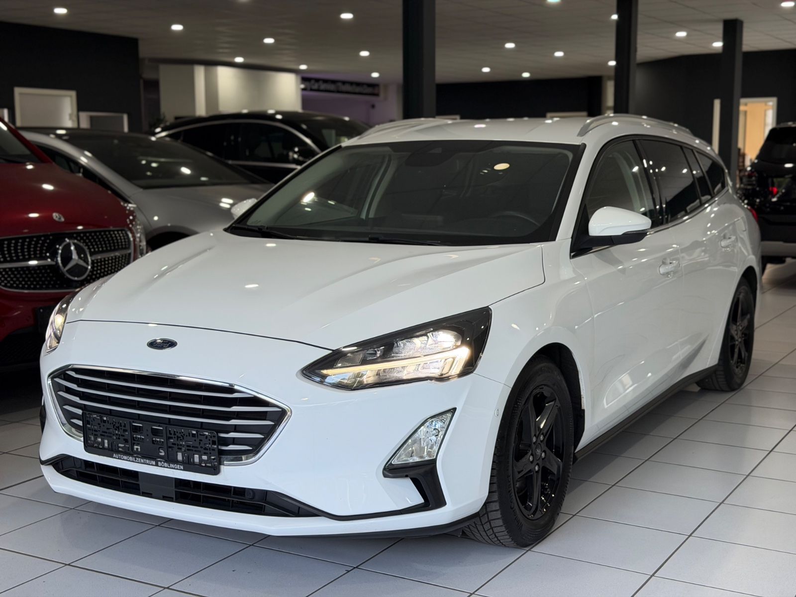 Ford Focus Turnier 2.0 C&C*AUTOMATIK*AHK*KAMERA*ACC*