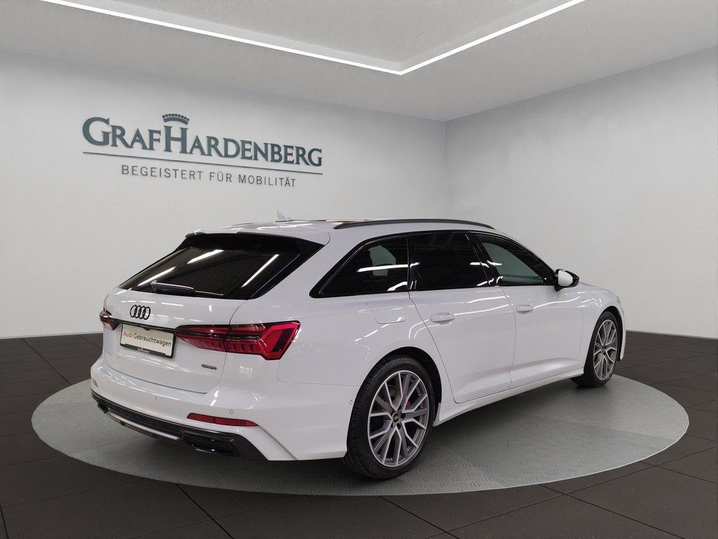 Audi A6 Avant 55 TFSIe qu. S tronic S line Pano Navi