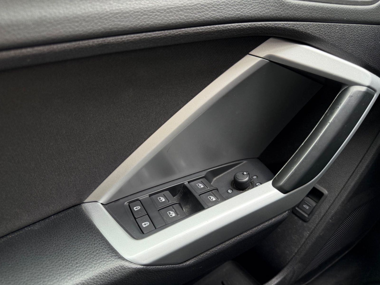 Audi Q3 35 TDI quattro - Samsaru's Car Outlet