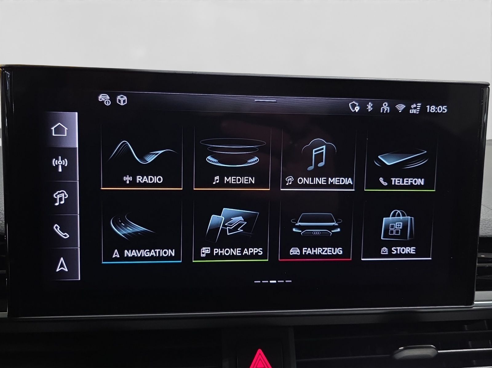 Audi A4 Avant 40 TFSI Q 2 x S LINE AHK MATRIX-LED LM1