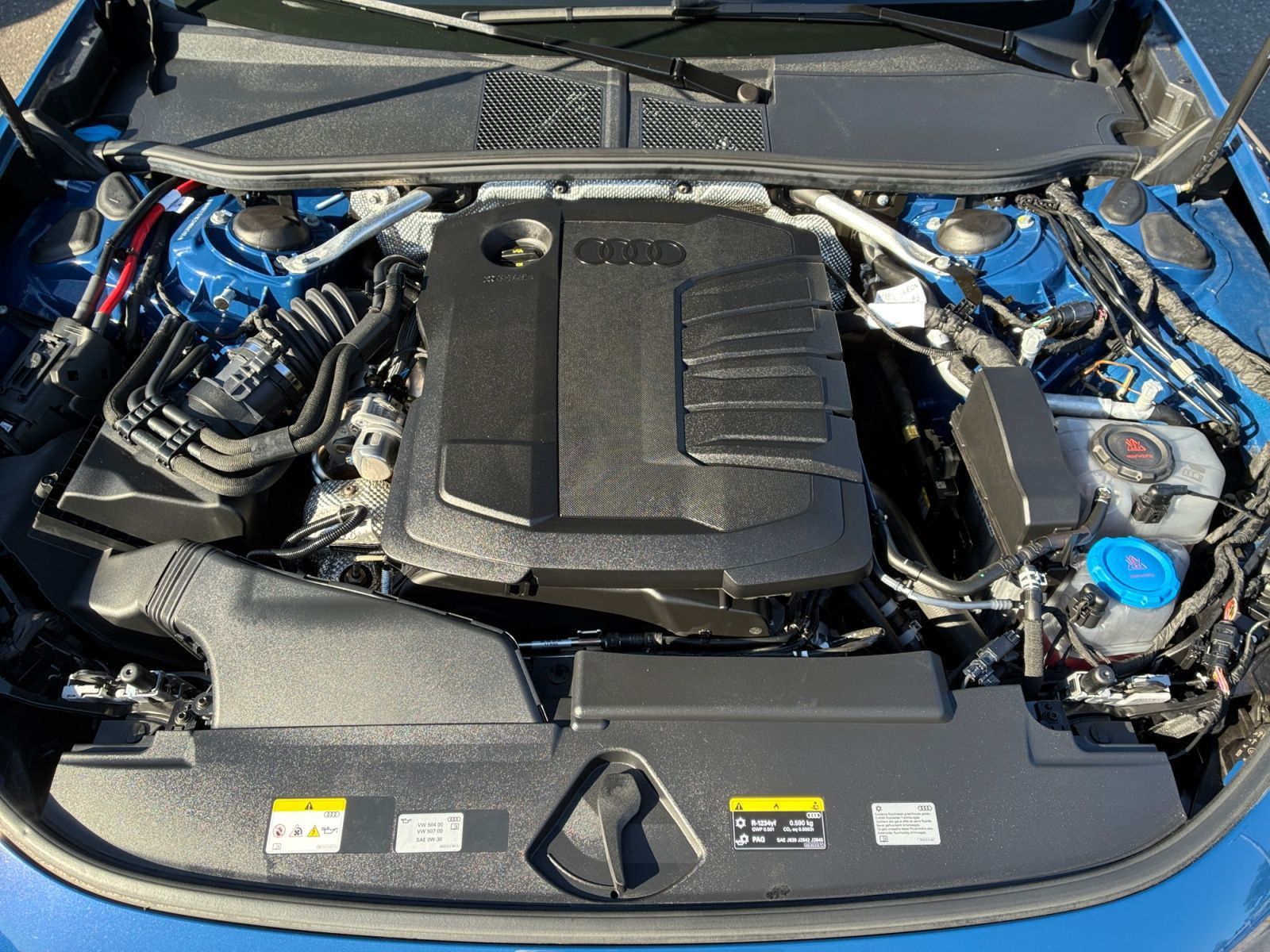 Audi A6 Avant S-Line TDI quattro S-tronic / Pano, AHK