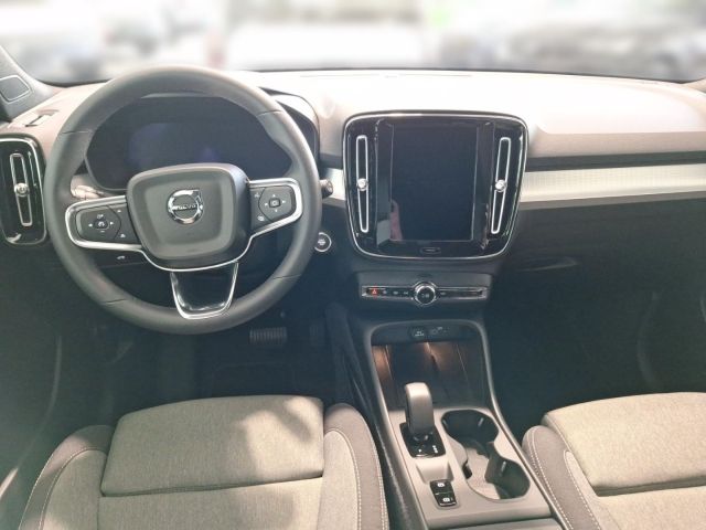 Volvo XC40 B3 Core AHK Allwetterreifen Navi Klimaautom