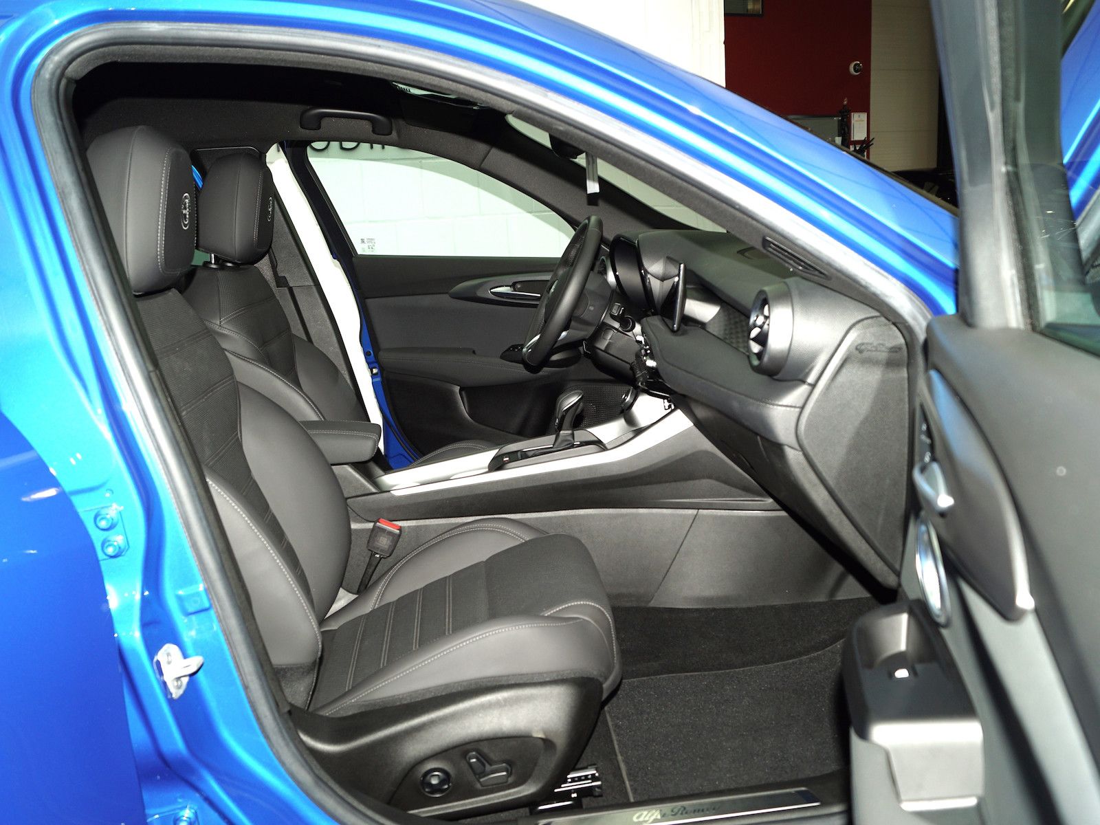Alfa Romeo Tonale 1.3T Q4 SPECIALE Plug-In Harman