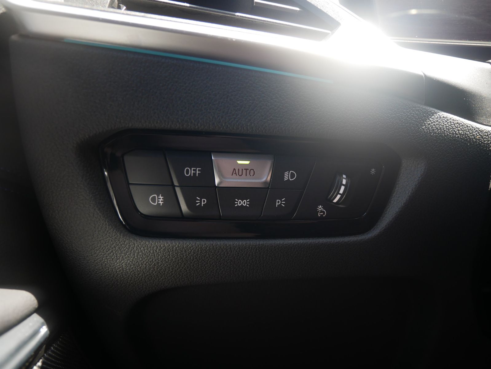 BMW 330e xDrive Touring M Sportpaket HK HiFi DAB