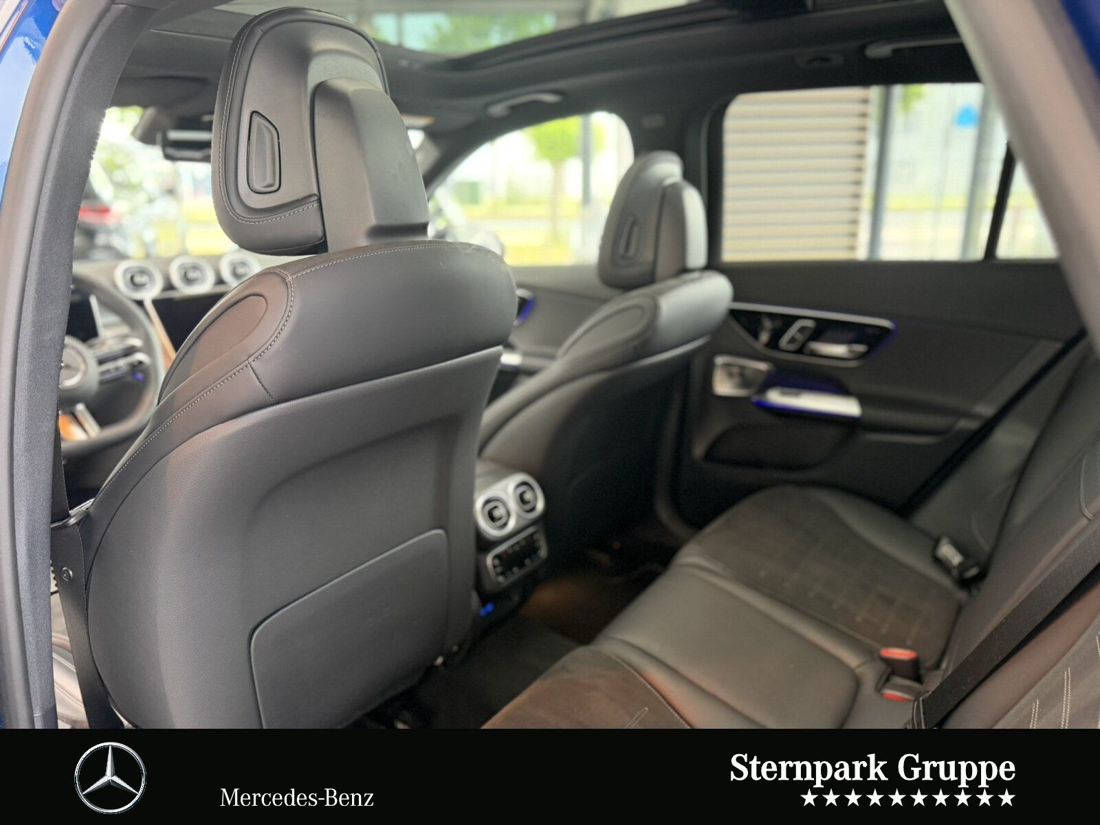 Mercedes-Benz GLC 300 4M AMG*Std-Hzg*AHK*Night*Burm3D*Pano*20"
