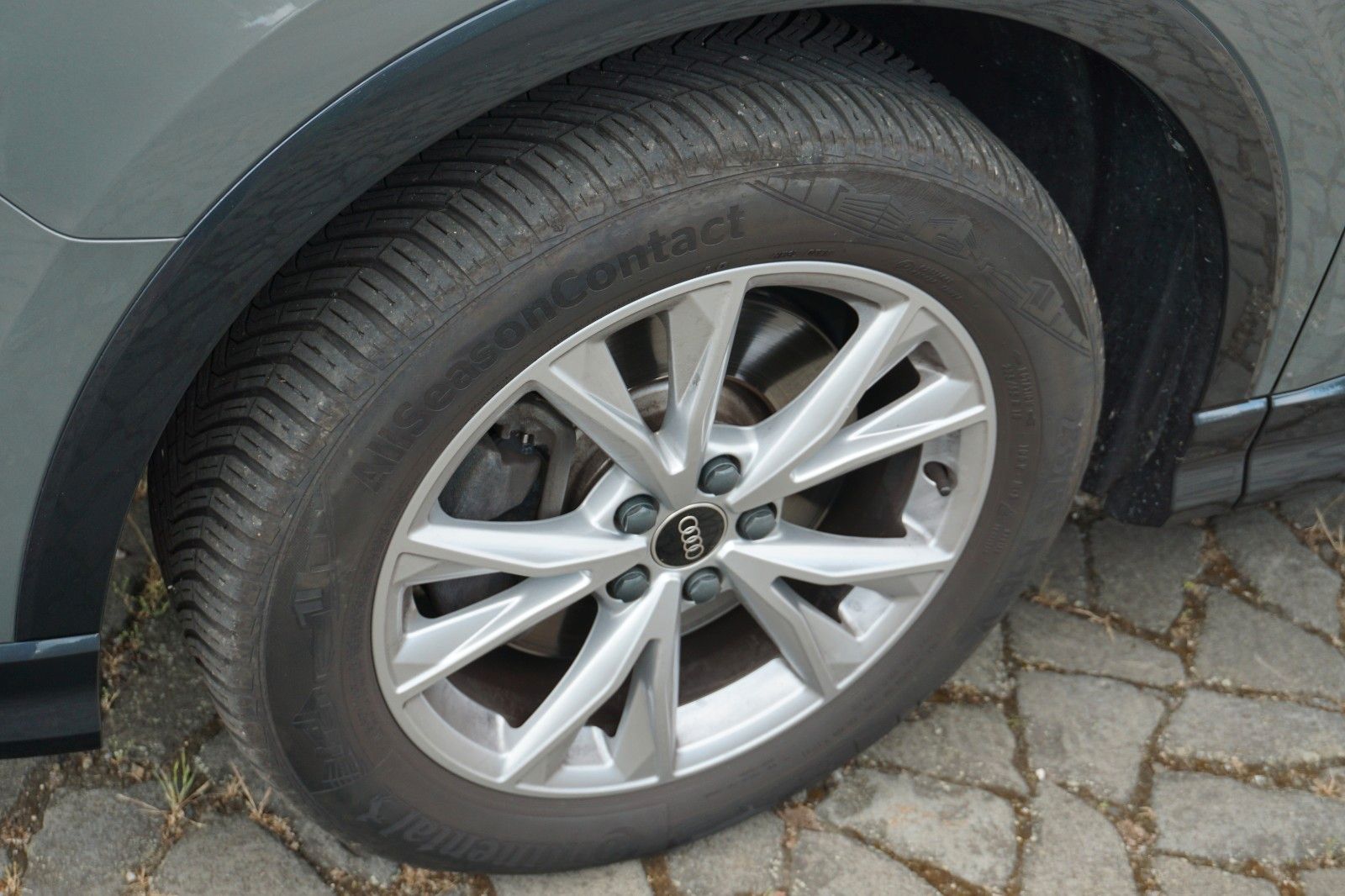 Audi Q3 Sportback 40 TFSI quattro S line - Samsaru's Car Outlet