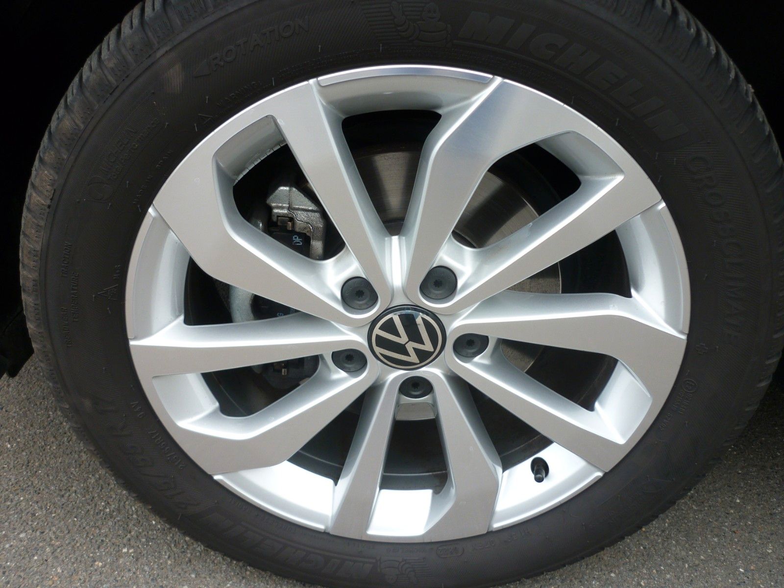 Volkswagen T-Roc Style 1.5 TSI - Samsaru's Car Outlet