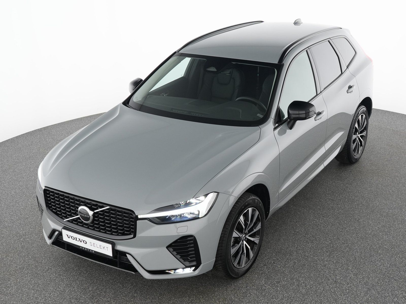 Volvo XC60 B4 AWD Geartronic Plus Dark ACC*BLIS*LEDER