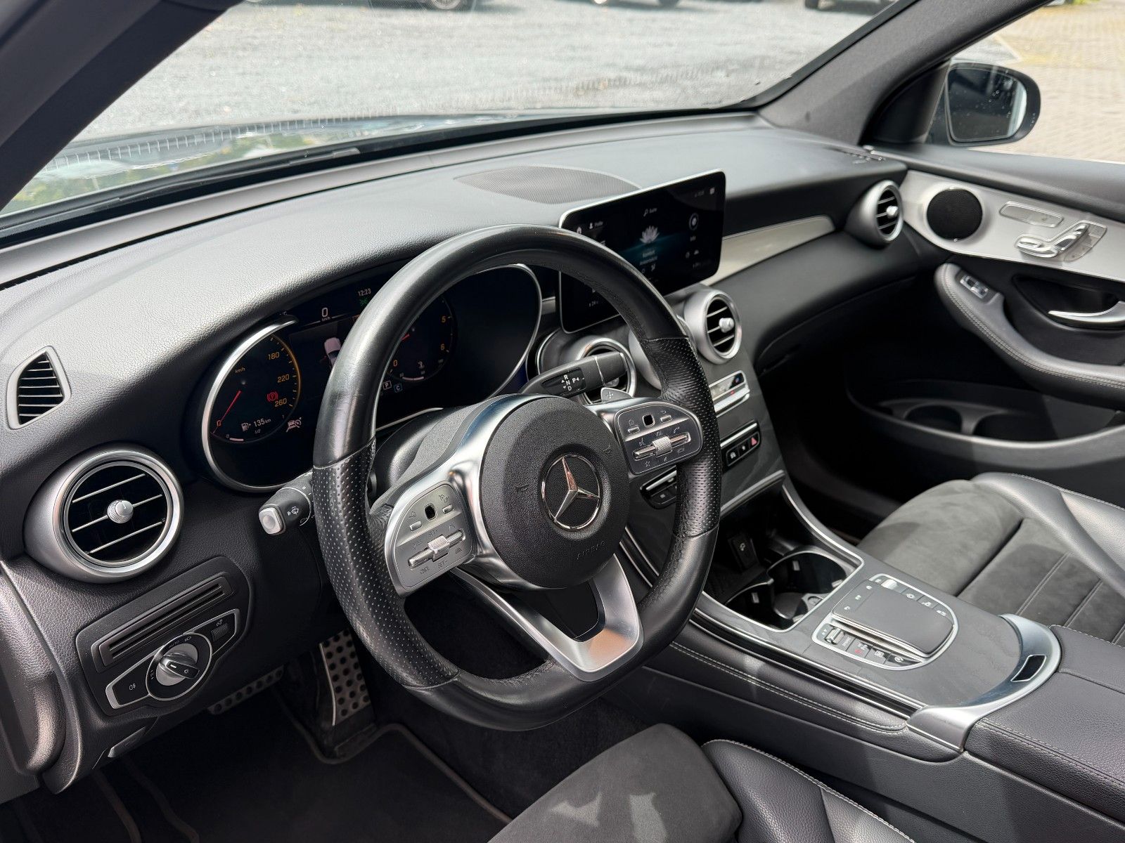 Mercedes-Benz GLC 400d 4Matic *AMG*Panorama*MBUX*Memory