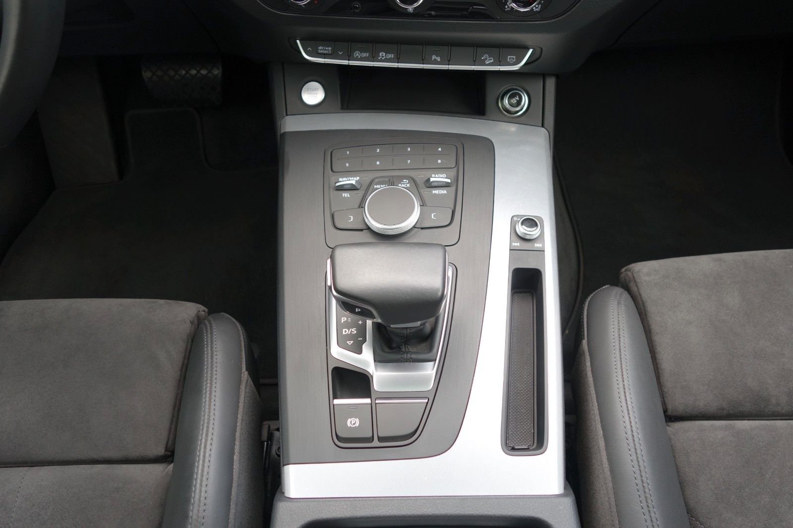 Audi Q5 50 TDI S-line"Sport"Black"Matrix"KAM"Pano"ACC