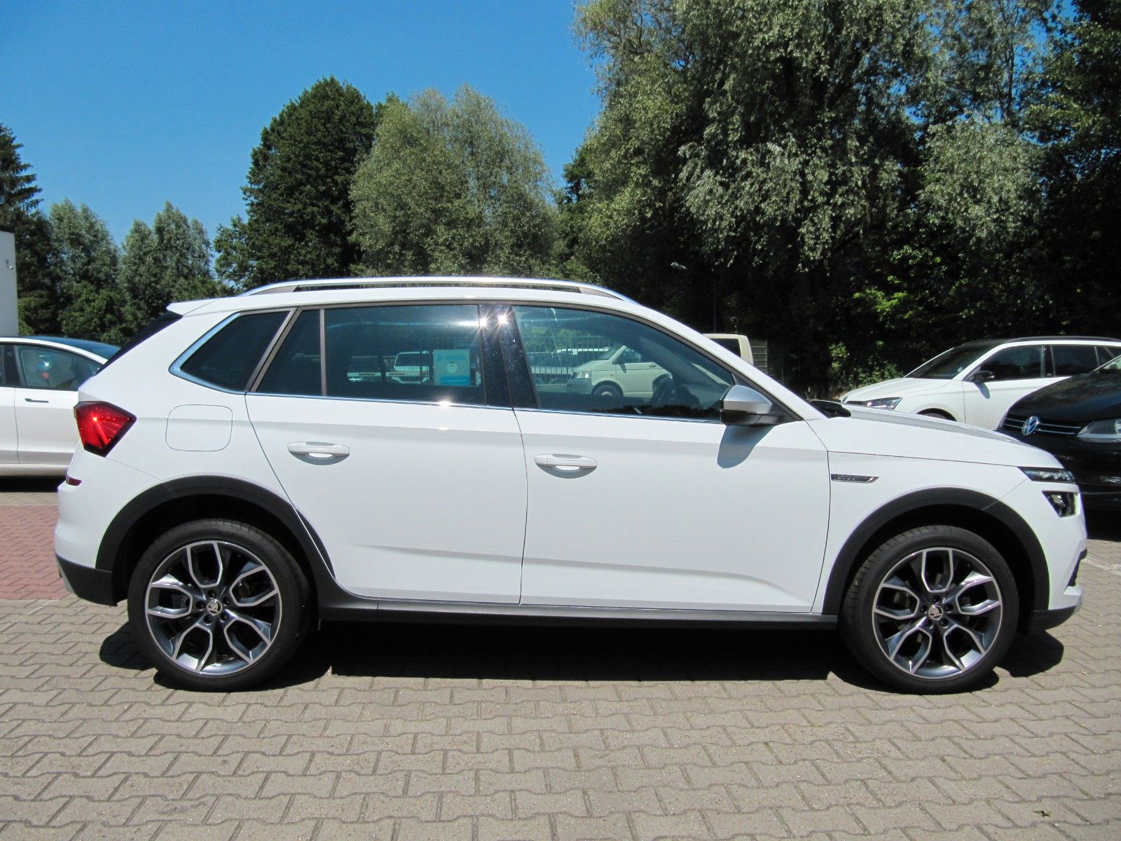 Skoda Kamiq Scout - Samsaru's Car Outlet