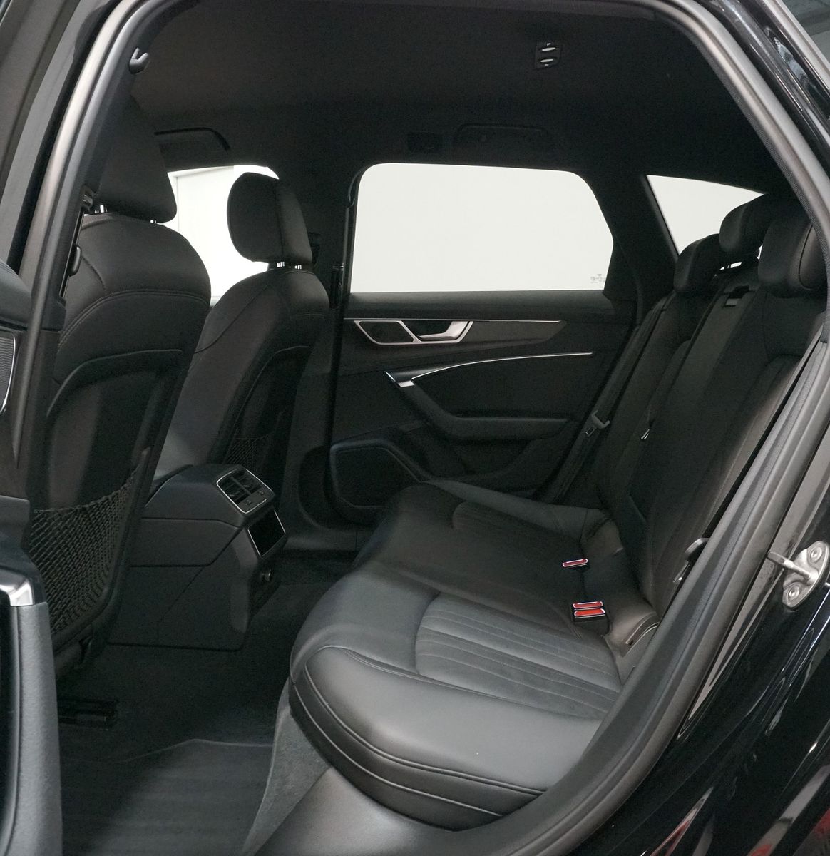 Audi A6 Avant 40 TDI quattro - Samsaru's Car Outlet