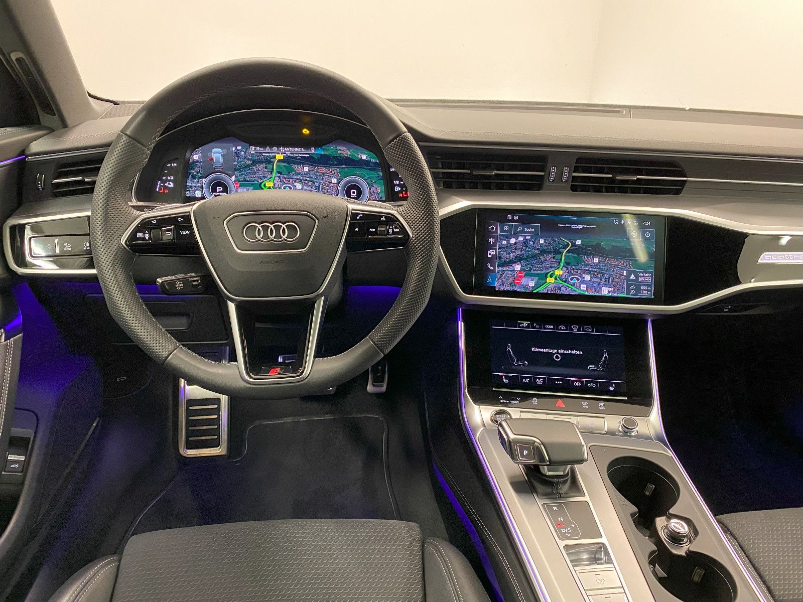 Audi A6 Avant 55 TFSIe quattro S line - Samsaru's Car Outlet