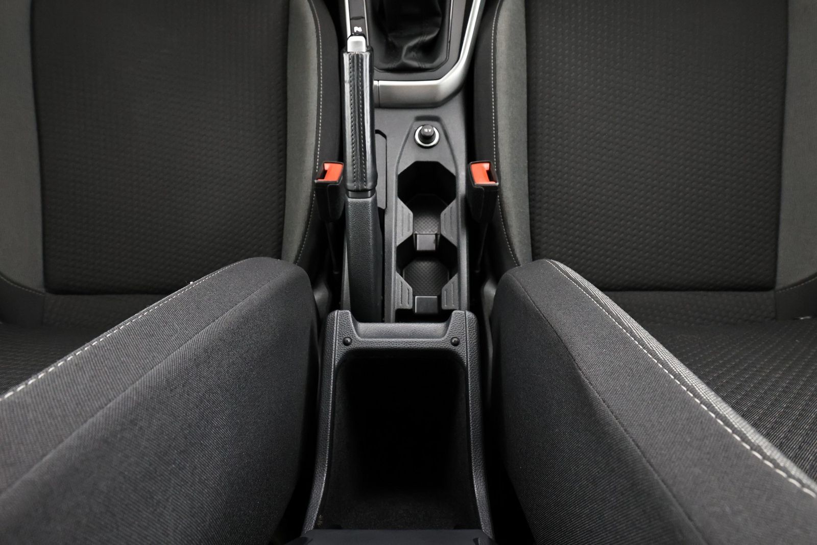 Volkswagen Taigo 1.0 TSI Life - Samsaru's Car Outlet